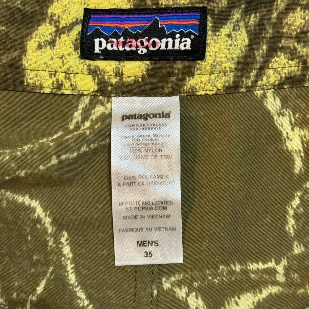 Patagonia Green Floral Wavefarer Board Shorts‎ Swim Trunks Bermudas Men's 35x10